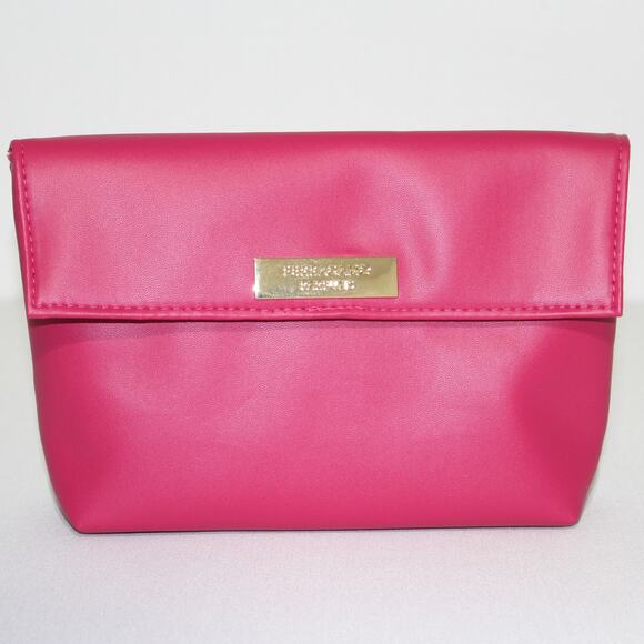 Ferragamo for Turkish Airlines Hot Pink Cosmetic Bag - Picture 2 of 6